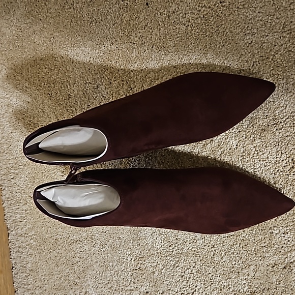 Dark Berry seude ankle boots - Picture 2 of 4